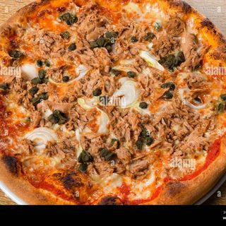 Pizza Tonno 