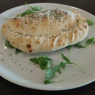 Calzone  Bella Encarna