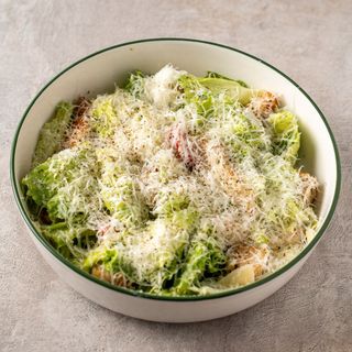 Цезарь с цыпленком (250г)