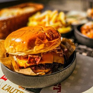 Smashed Burger Box.-40% Discount.