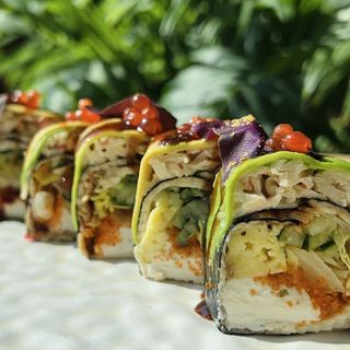 Рол без рису з вугрем та авокадо (300 г)