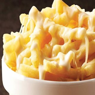 Batatas Fritas com Queijo