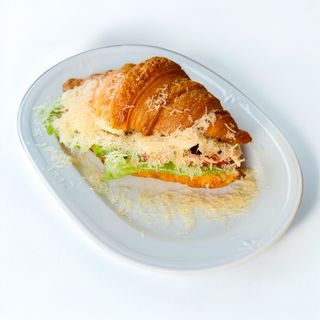 Круасан Цезар (230гр)