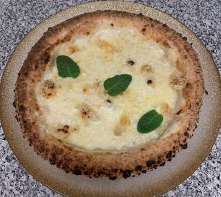 Pizza Quattro Formaggi (31 Cm.)