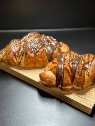 Круасан з шоколадом