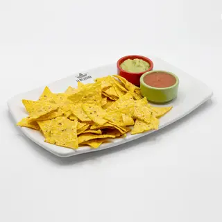 Nachos Con Salsas