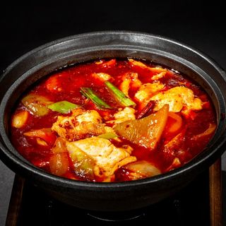 Scodella di fuoco con pollo