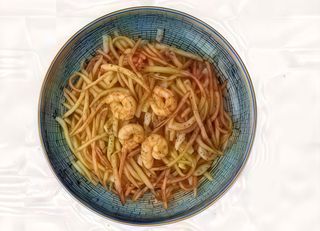 702 Tallarines Fritos Con Gambas