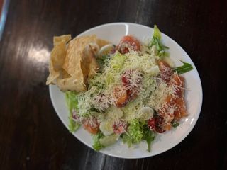 Салат Цезар з сьомгою 300г