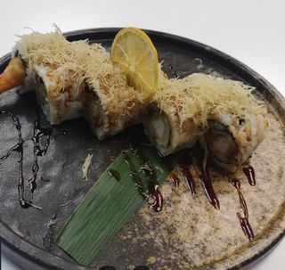 Uramaki Pollo Tempura (8 Pzs.)