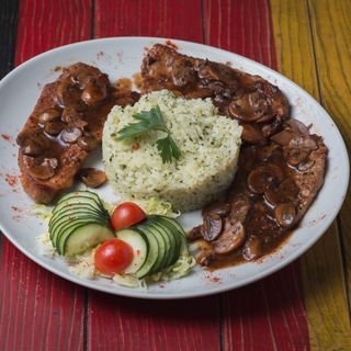 Natur šnicla u vrganj sosu 450g