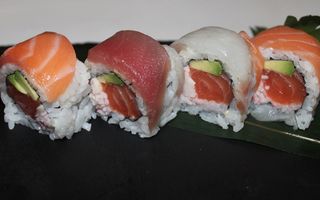 182. Uramaki Rainbow