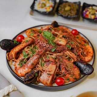 Spaghetti Fruit De Mer Royale