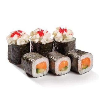 Сливовый ролл с лососем (150 гр.)