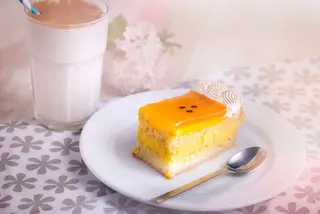 Torta De Leches Maracuyá
