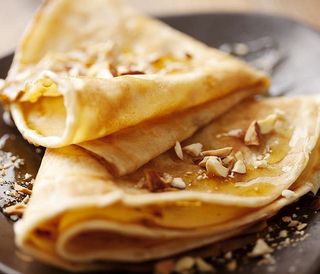 Crêpe Caramel Et Amande