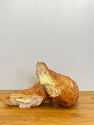 Mekarota sa Pečenicom (350g)