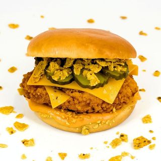 Crispy chicken burger