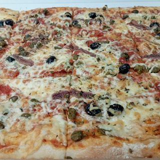 Pizza  Napolitana ll.