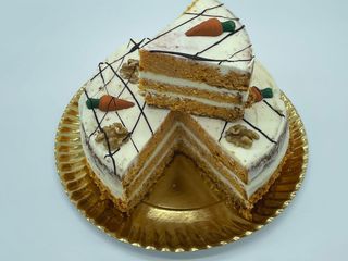 Carrot Cake (Grande)