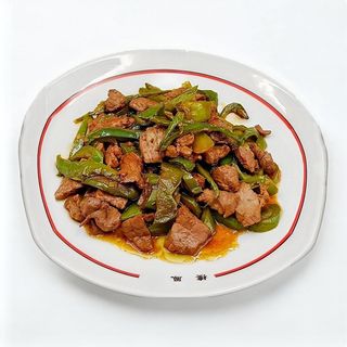 Ternera Con Pimientos Verdes
