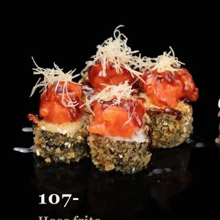 107-Makis De HOso frito Salmón (8 Uds.)