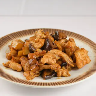 pollo bambu y seta