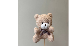 Beżowy  miś na piku topper