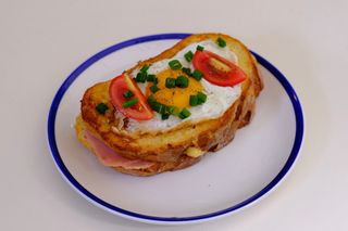 ყიყლიყო შაშხით და ყველით