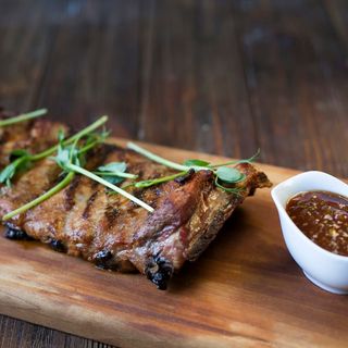 Свинячі ребра, запечені на грилі (350г)