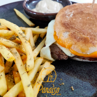 Bolo de Caco (Bife de Novilho)