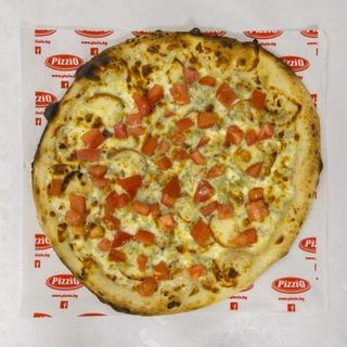 Пица Куатро Формаджи +  Coca- Cola напитка по избор