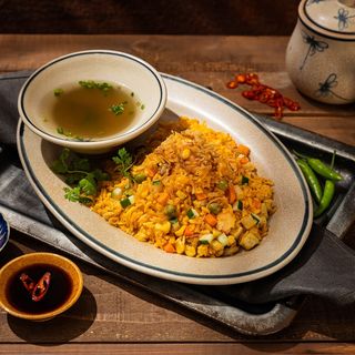 Arroz Arcoíris- Com Rang Hai San.