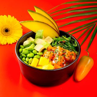 POKE DE SALMAO PICCANTE