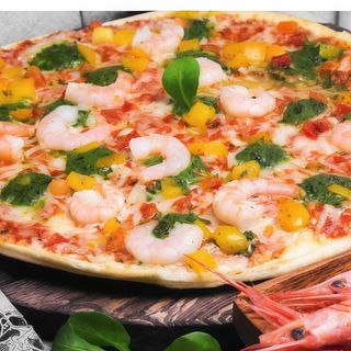 Pizza De Gambas (Familiar) con bebida lata gratis