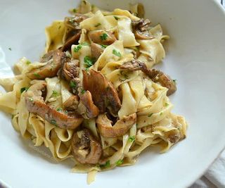 Tagliatelle cu muschi de vita si zucchini  