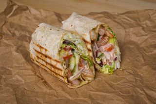 Рол з креветкою