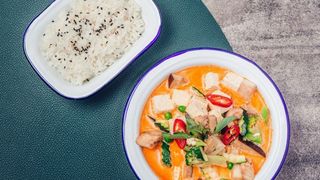 Keang Pad - czerwone curry z warzywami i tofu ️️️