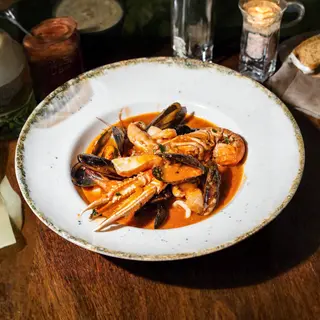 Supa de peste si fructe de mare