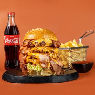 ოთხმაგი კეთილი ბურგერი კომბო /Quadruple Kind Burger combo