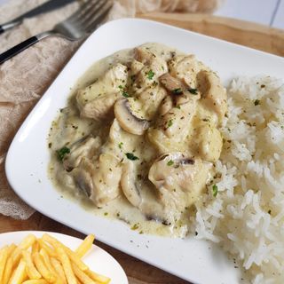 Emincé de Poulet au Riz ."Fait maison"