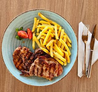 Ceafă de porc la grătar