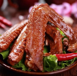 麻辣鸭翅Alitas de pato (4 piezas)