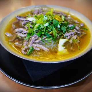 Supă asiatică (PHO)