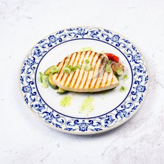 Sabljarka sa povrćem na zaru