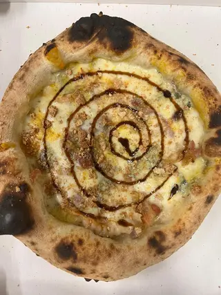 Pizza Emiliana