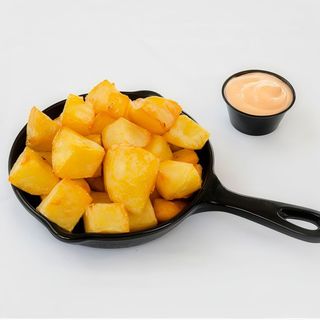 Patatas bravas