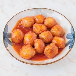 Pohovane pileće kuglice u slatko - kiselom sosu