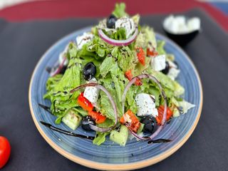 ბერძნული სალათი