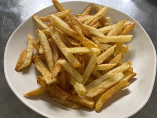 Прясно пържени картофи 